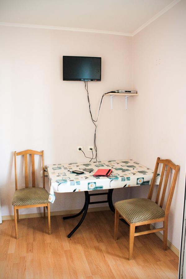 A&S Hostel Minskiy Kiev Exteriör bild